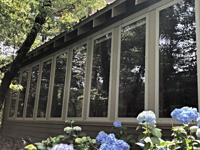Residential Tint Lake Martin — Big Tinted Windows at the lake in Wetumpka, AL Residential Tint Lake Martin — Big Tinted Windows Lakeside in Wetumpka, AL