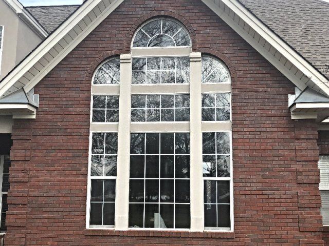 Home tint installation in Montgomery to keep the visibility through the window both ways, while eliminating the UV Sun-Fade and also cutting the bright Sunglare significantly. Residential Tinting - Montgomery, AL