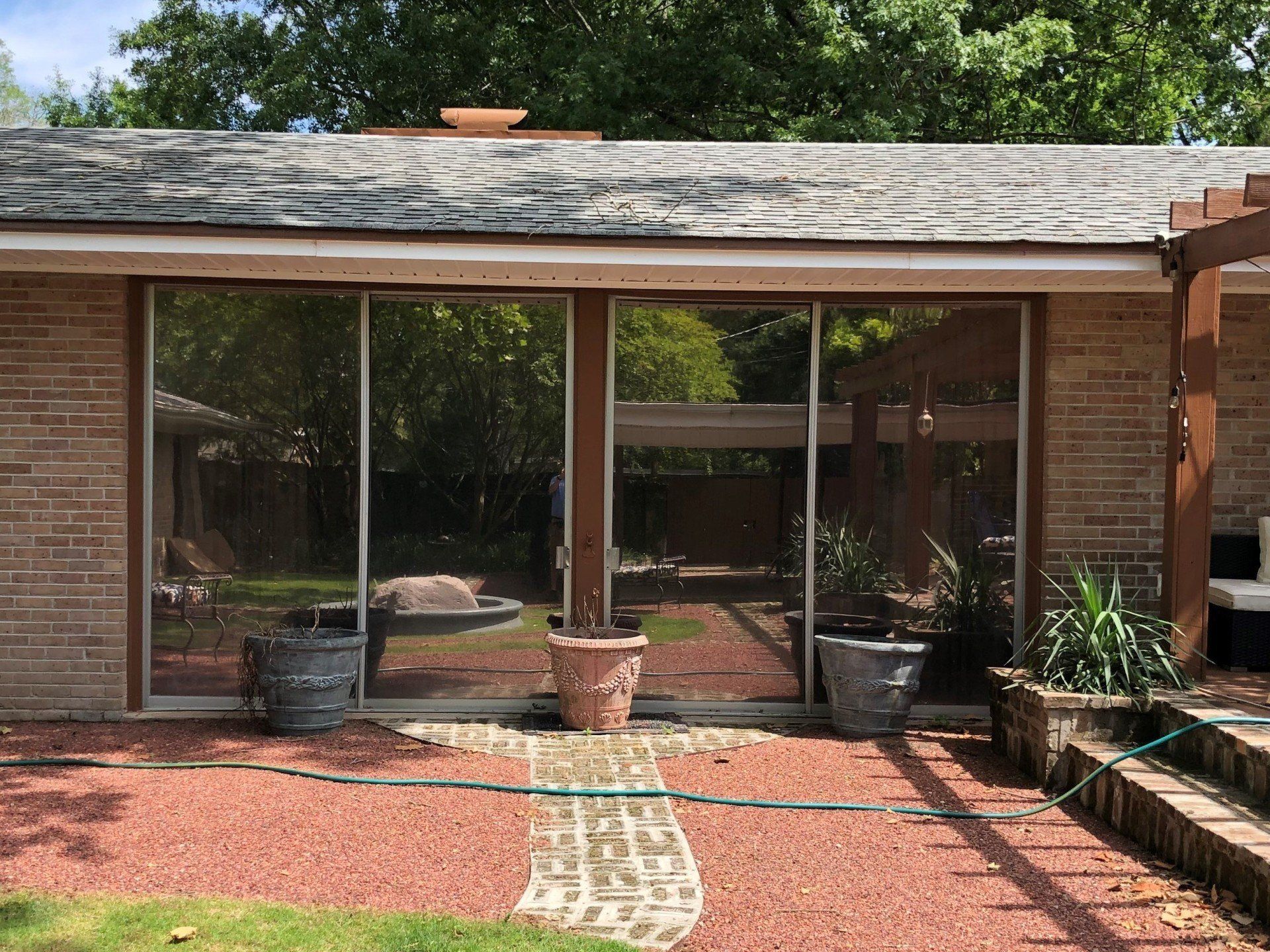 Professional home tint installation on 5.8.19 in South alabama on 5.8.19 - residential sun room tinted blocking hot uv Sun fade