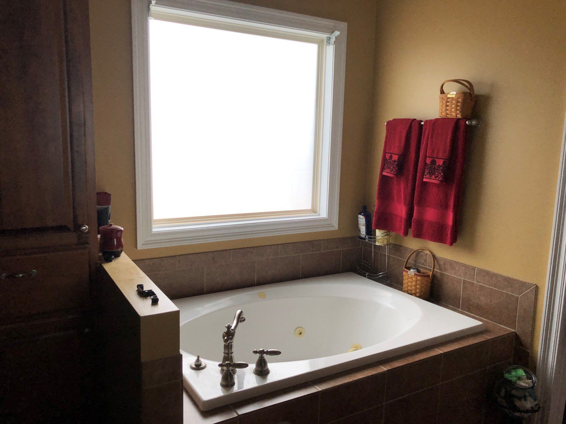 Privacy gained in bathroom of home with spf tinting pecision frost in Wetumpka Alabama