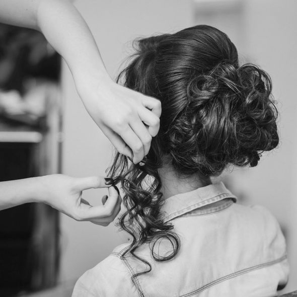 Realizzazione acconciatura capelli professionale