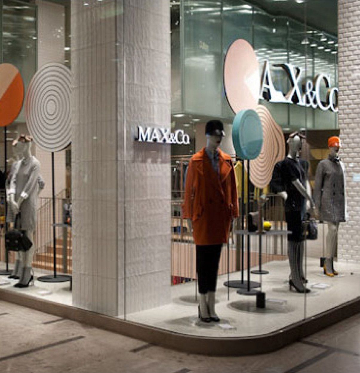 vetrina max & co