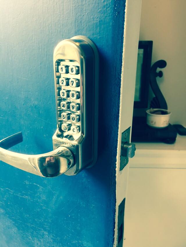 Emergency locksmith
