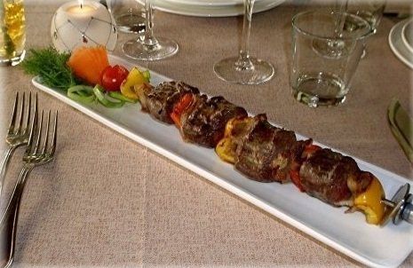 spiedino di carne e peperoni arrosto