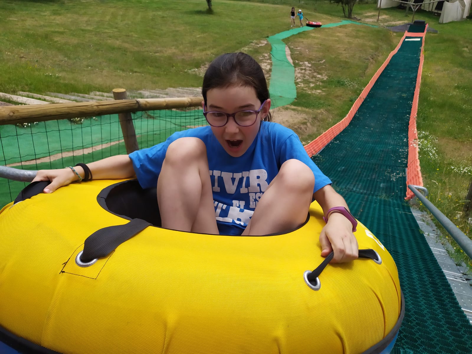 Actividades en la Rioja con niños. Tubing del parque de aventura de Lumbreras