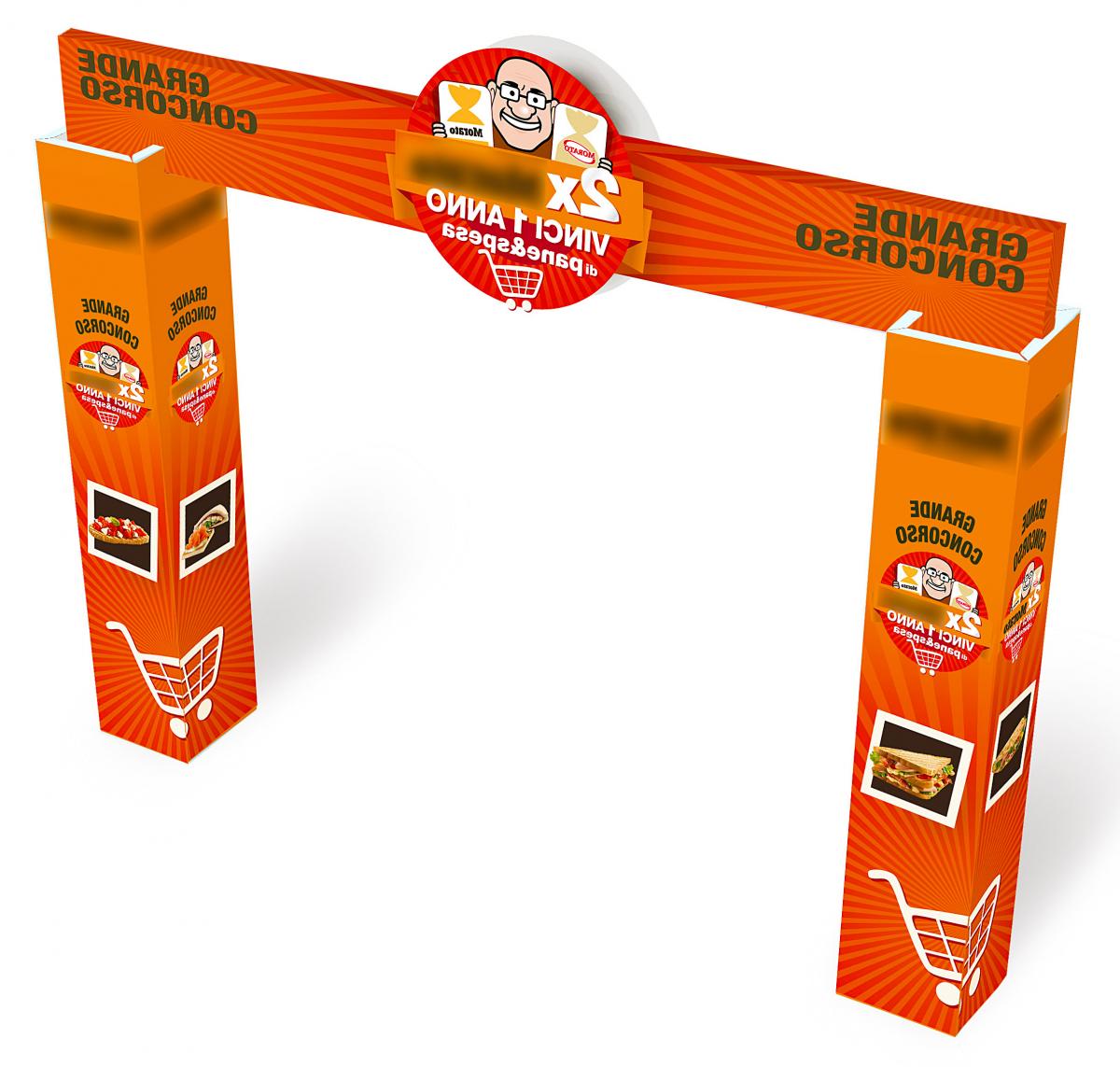 Arco arancione con la scritta
