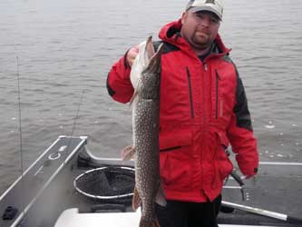 Ontario Canada Fishing Guide, Ontario Canada Fishing Cabin Rental