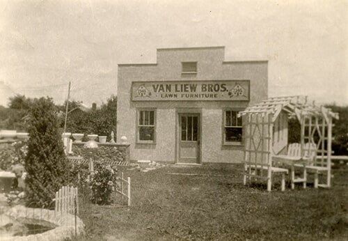 Van Liews — Garden Center in Kansas City, MO Van Liews — Garden Center in Kansas City, MO
