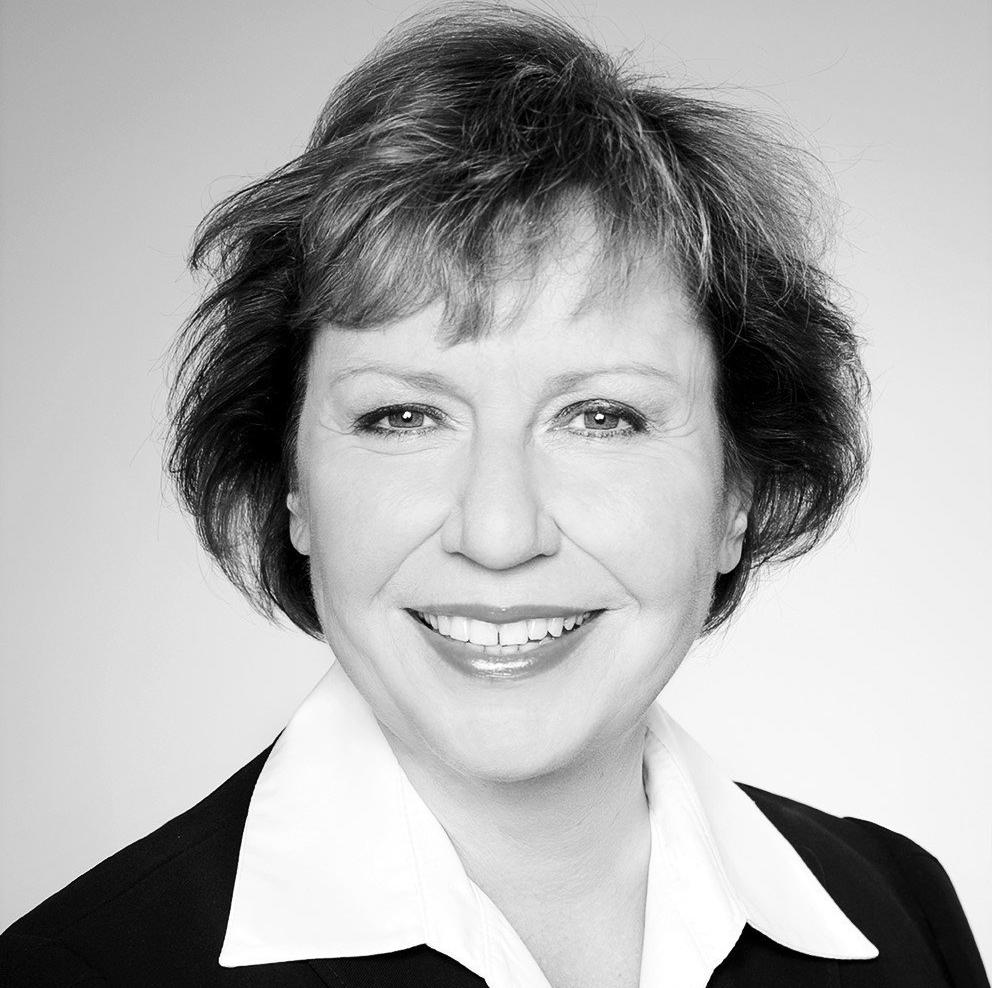 Leonora Holling