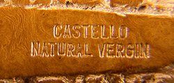 La parola castello che è su un pezzo di legno