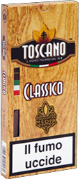 Una scatola di legno di sigarette Toscano Classico
