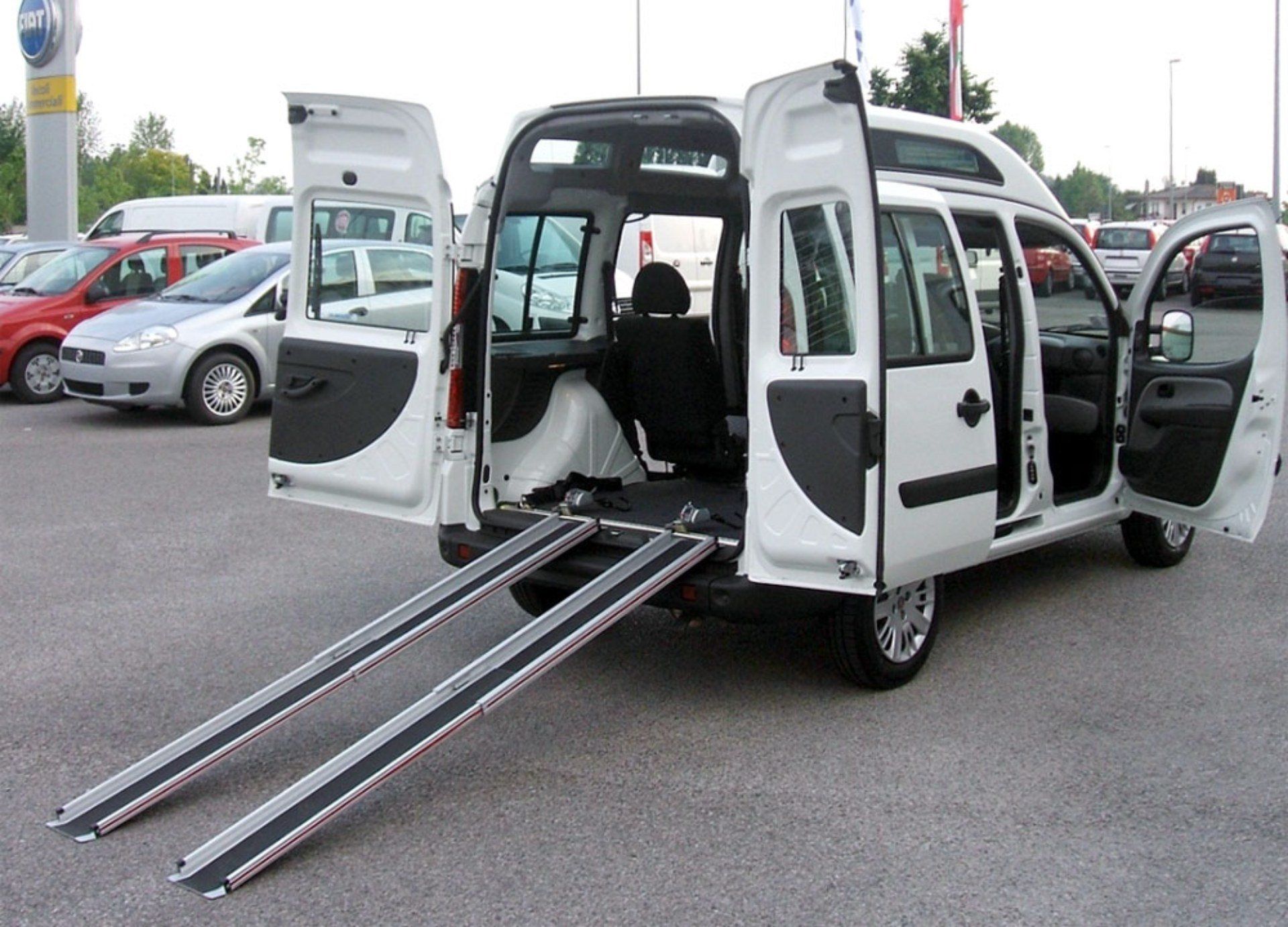 Allestimento auto per disabili