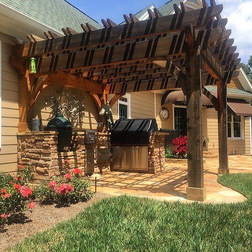 Outdoor Kitchen