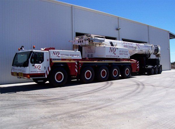 White Crane — Crane Hire in Bohle, QLD White Crane — Crane Hire in Bohle, QLD