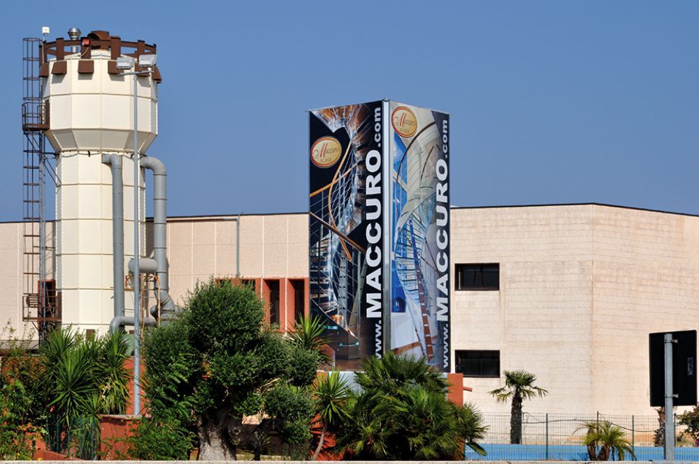 sede di azienda Maccuro con insegna