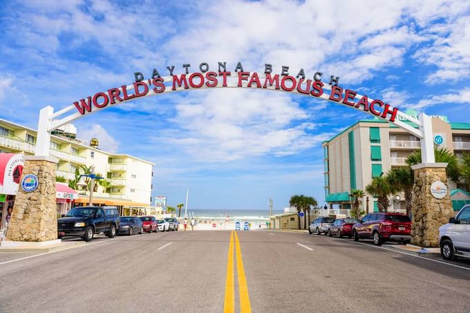 daytona-beach-sign