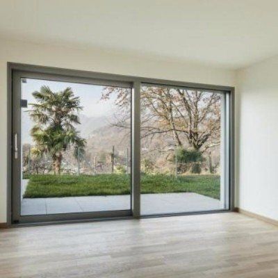 due porte finestre scorrevoli
