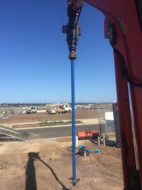 screw pile drill crane