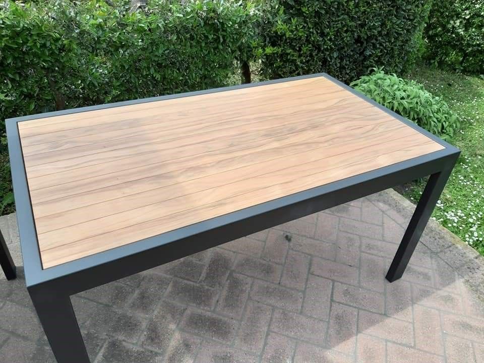 tavolo rettangolare in legno