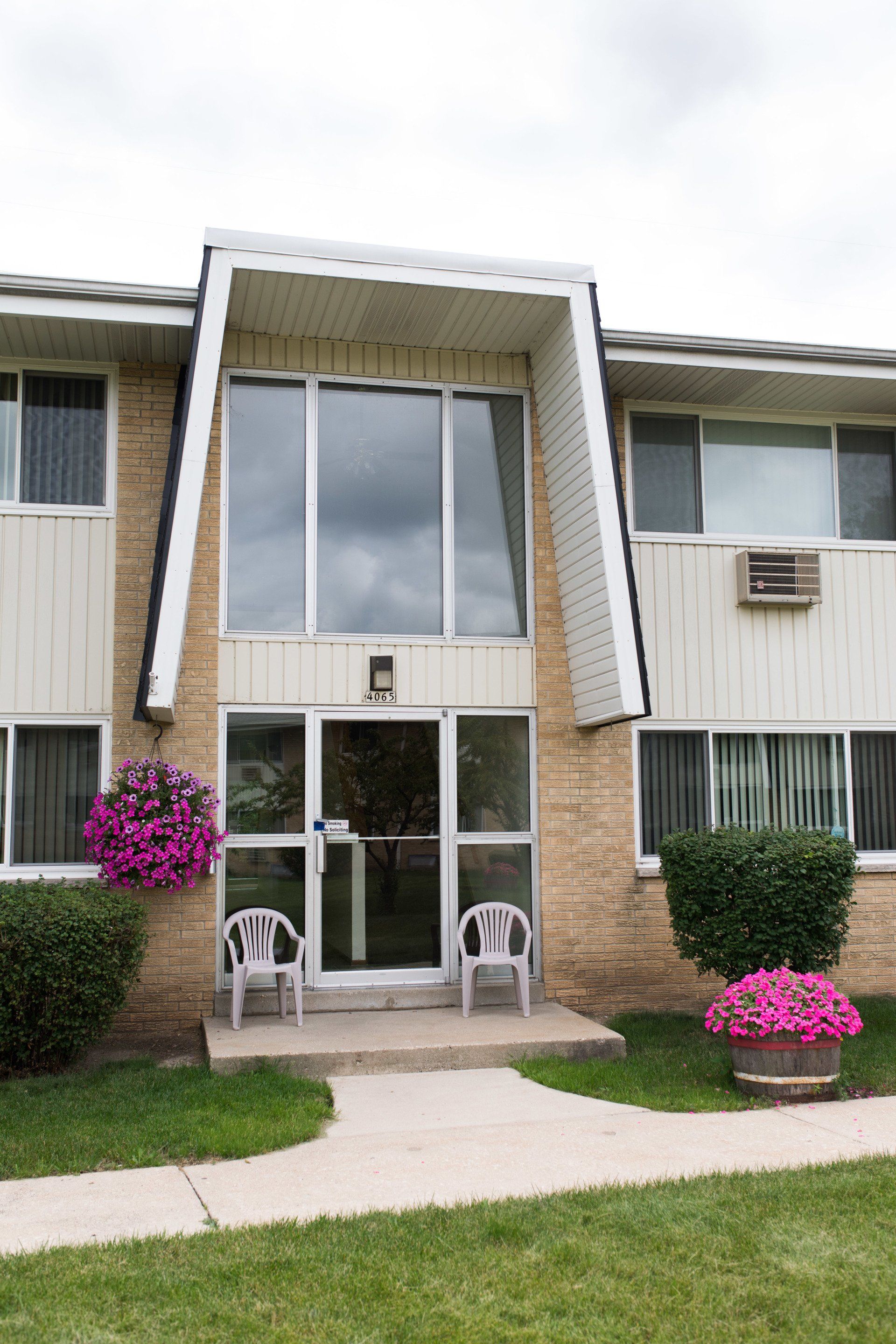 exterior view of Spruce Court