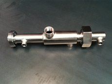 Chocolate spray manifold