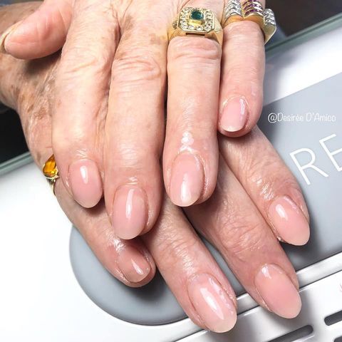 manicure con smalto