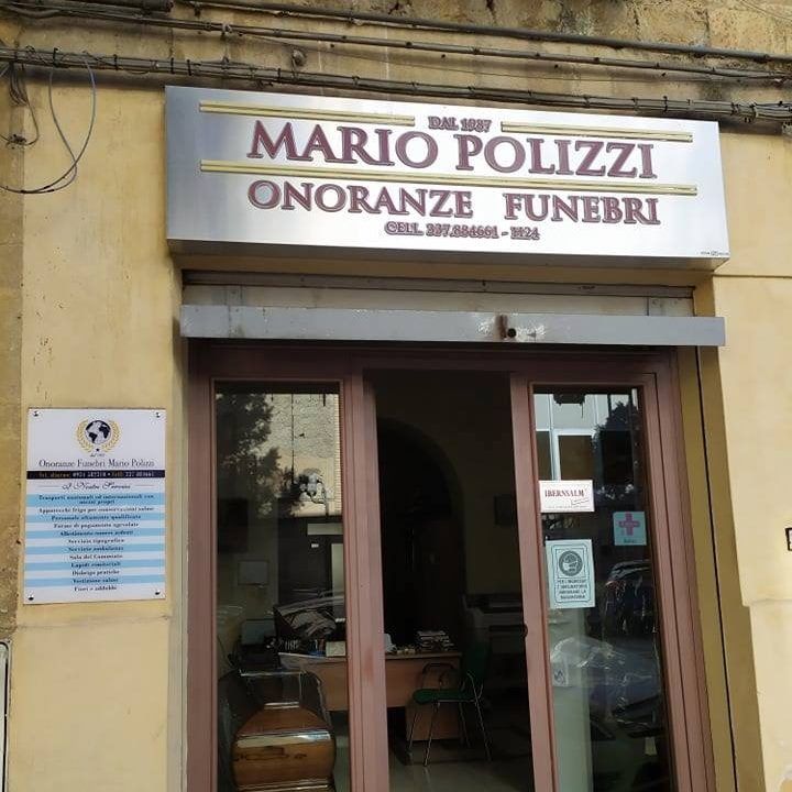 Esterno agenzia funebre