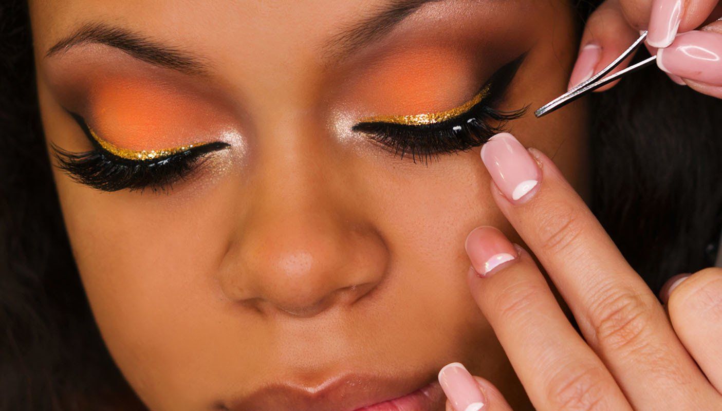 eyelash extensions, eyelash extension, eyelash tinting,what is eyebrow tinting,how long does eyebrow tinting last,eyebrows tinting,eyebrow tinting cost,eyebrow tinting prices,eyebrow tinting miami,how long does eyebrow tinting take,pros and cons of eyebrow tinting, eyebrow threading pain