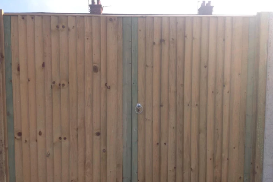 Discount Fencing 15