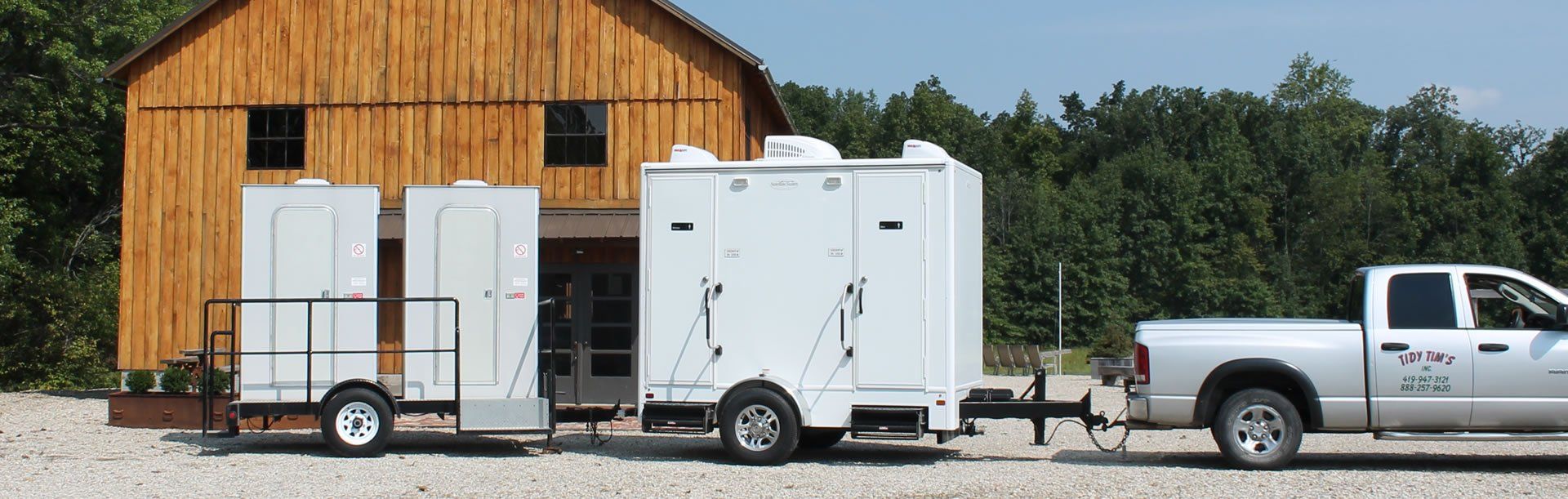 Trailer Units of portable restrooms
