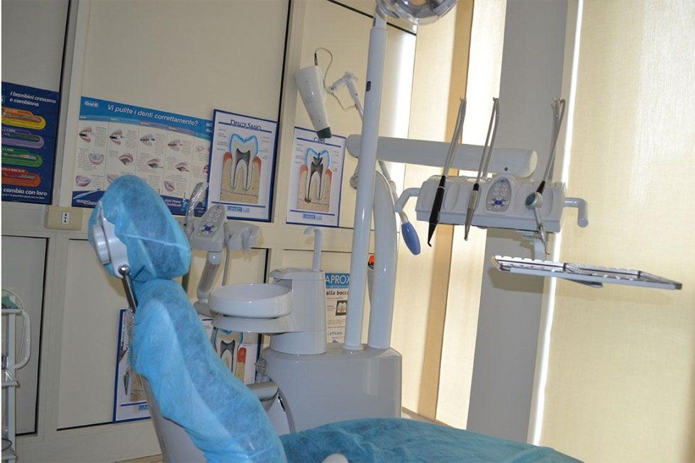 postazione per visite dentistiche