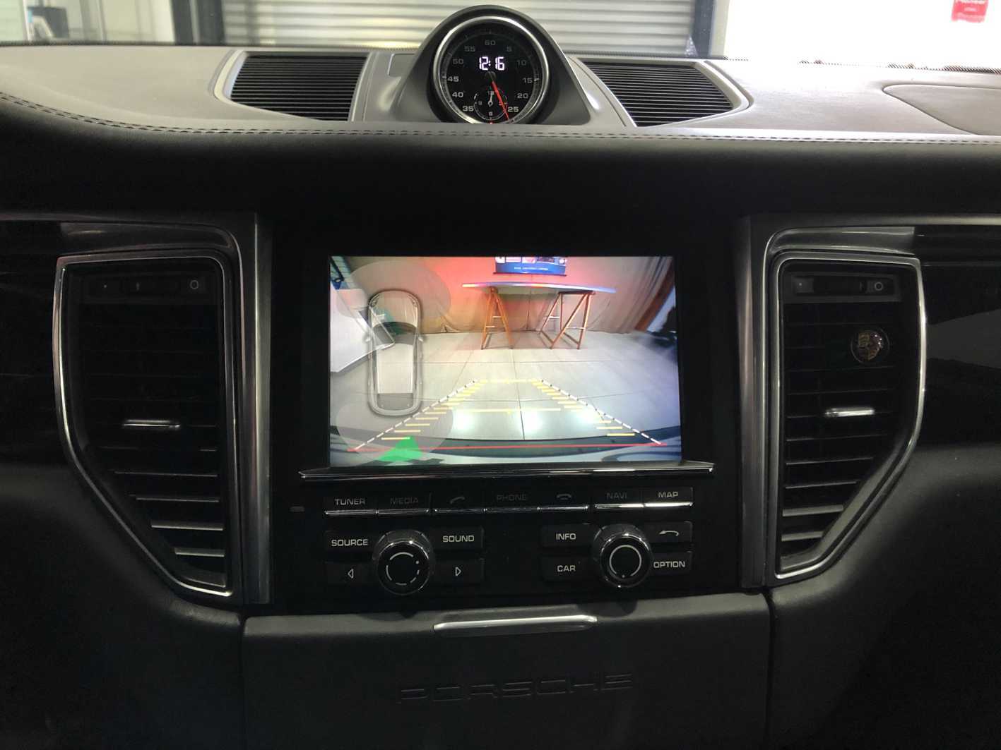 Interface de cámara trasera Porsche