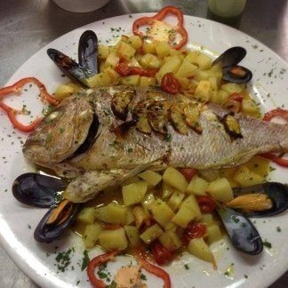 Dentice al forno con pachino