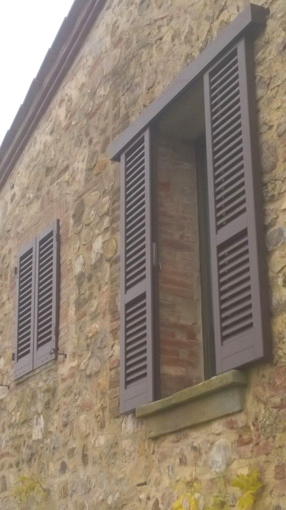 infisso in legno per esterni