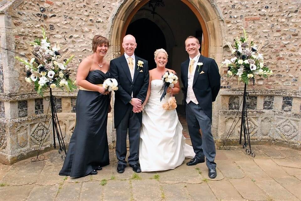 Elisabeth Bemment Floral Design - Finest Wedding Album