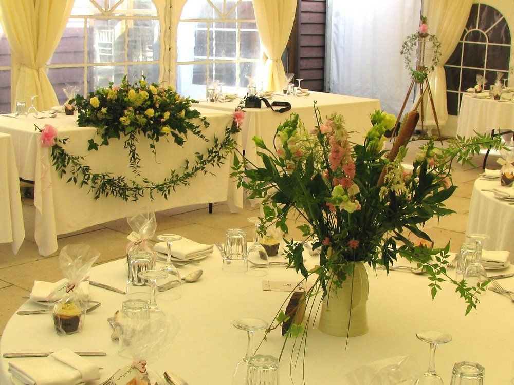 Elisabeth Bemment Floral Design - Reception Flowers