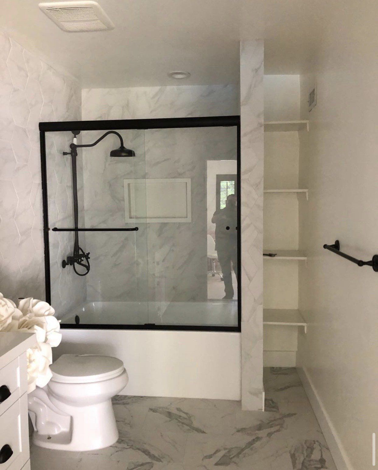 Clean Glass in the Bathtub — Pasadena, CA — A & S Glass and Mirrors