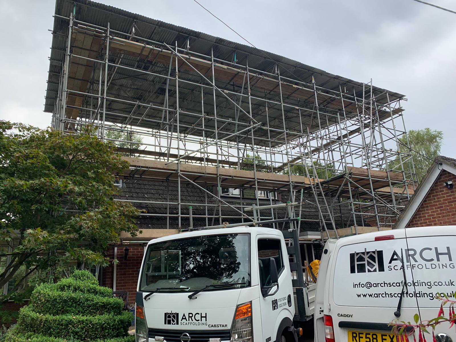 roof access scaffold lift scaffolding tower Guildford