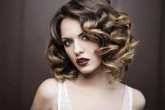 Woman with curly hairstyle in Lakewood, WA