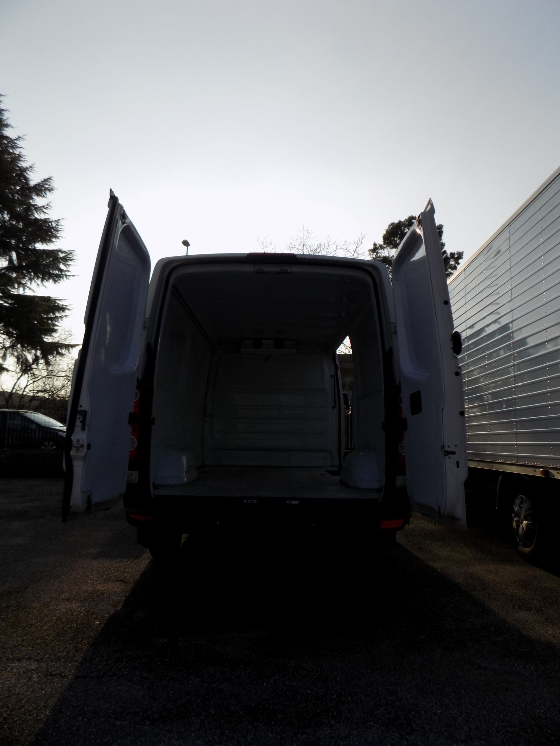 vista interni furgone Volkswagen Caramella