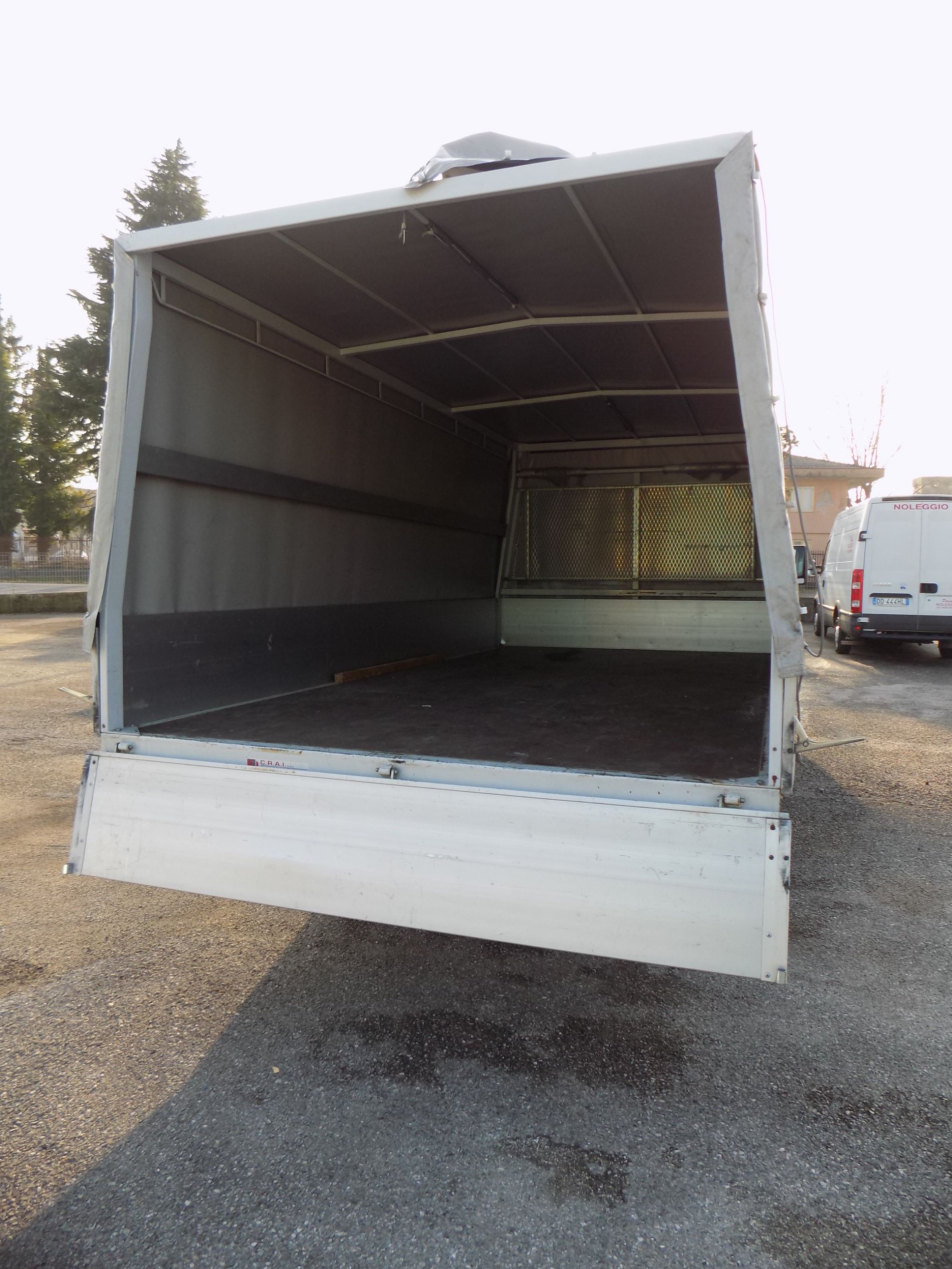 dimensioni interni camion Iveco Daily
