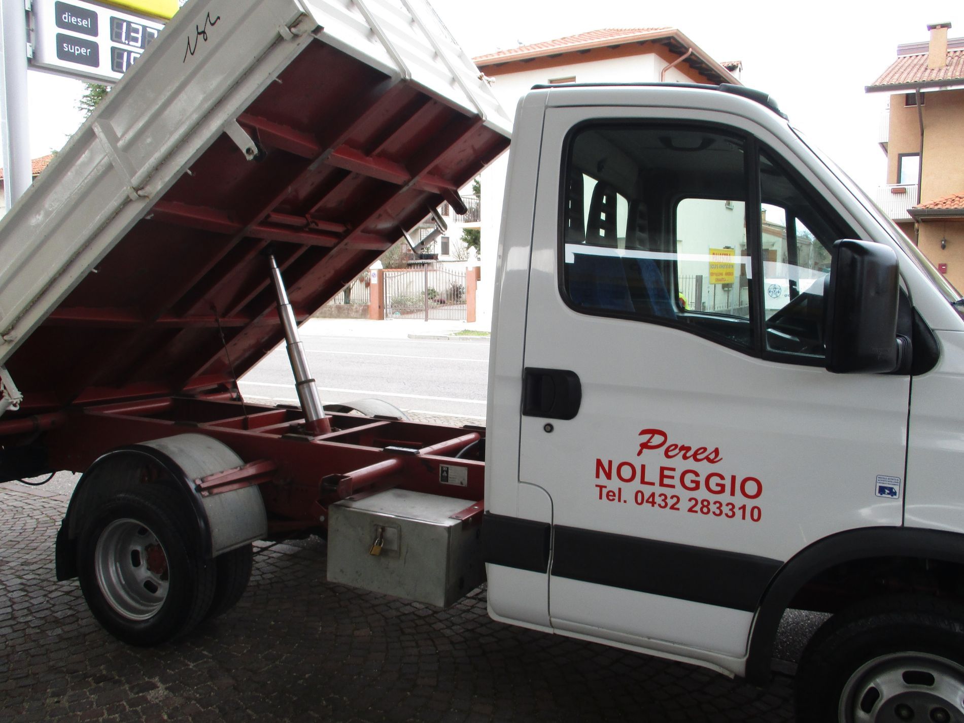 camion Iveco ribaltabile