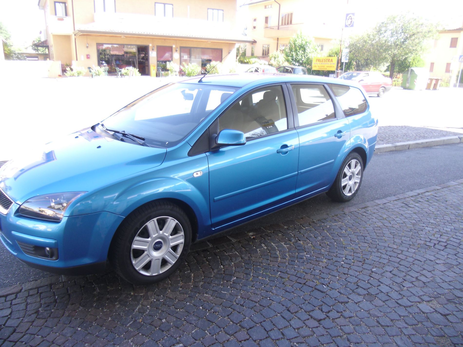 Ford focus a noleggio