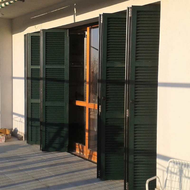 Persiana scorrevole su casa privata