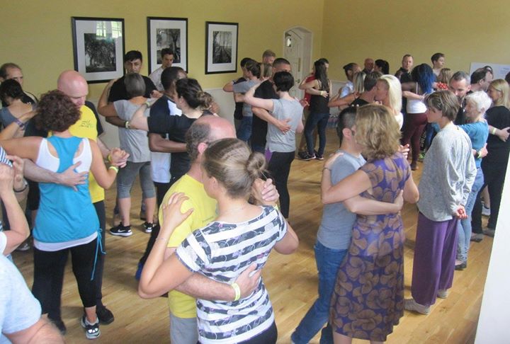 Photo of people taking Kizomba lessons