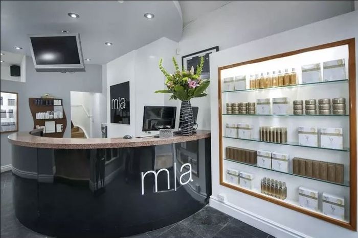 Michael Andrew Hairdressing 8