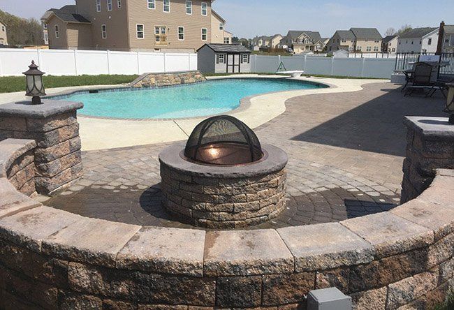 Residential Hardscape Outdoor Kitchen Pavers