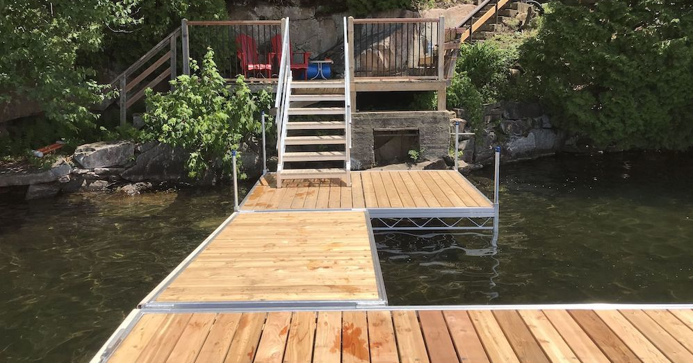 Vente et installation de quais flottant et sur potaux