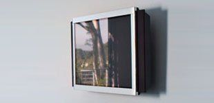 TV wall mounting
