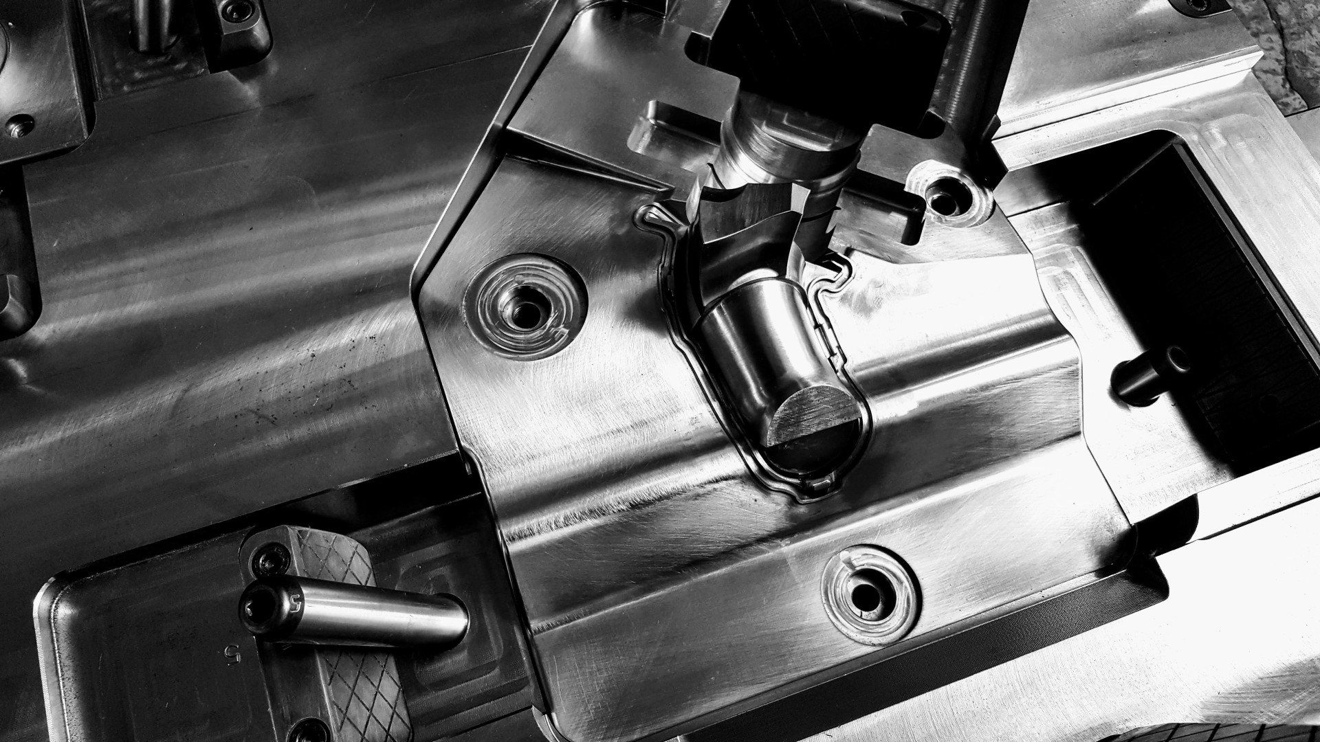 Pezzi metallici